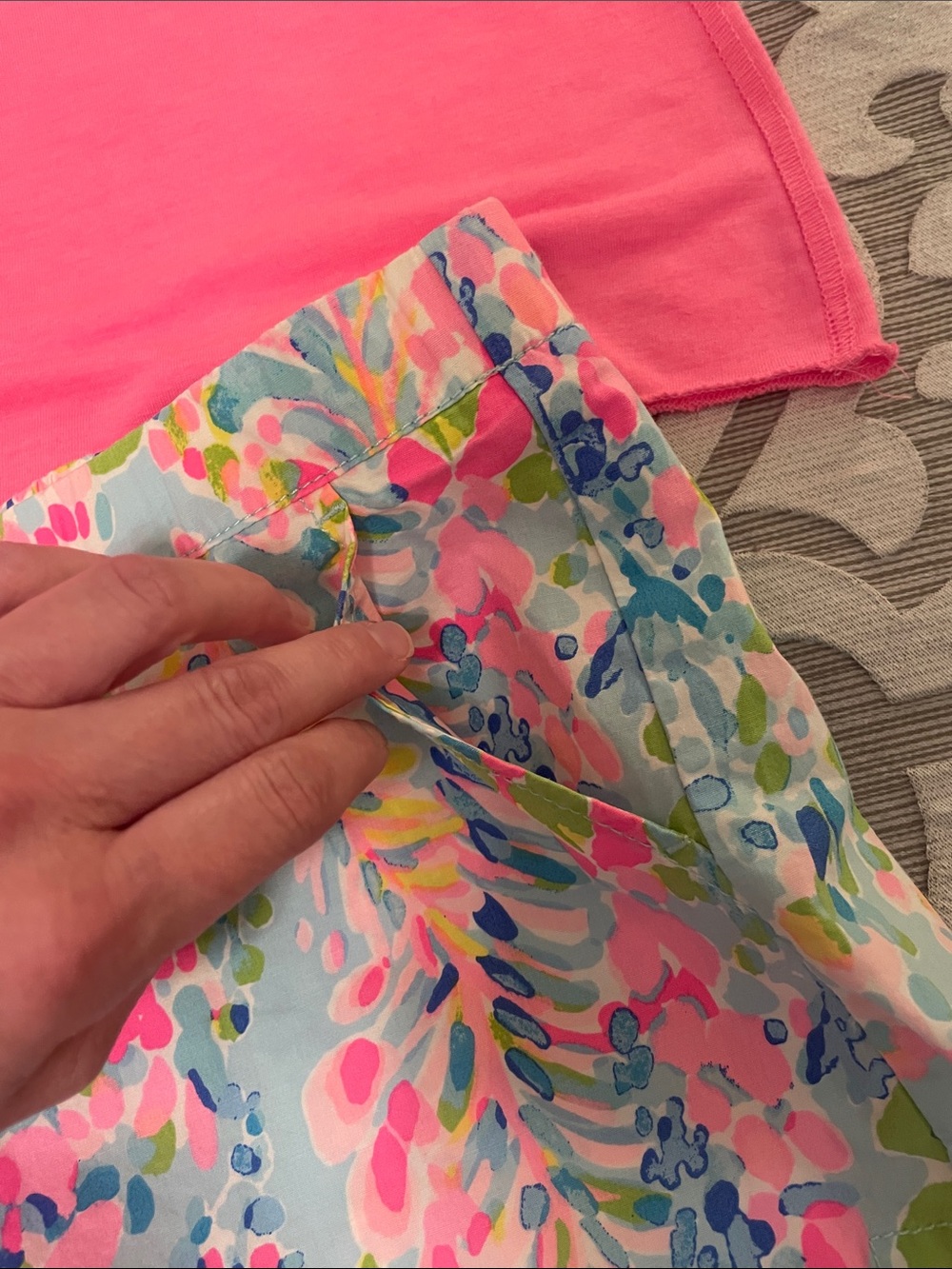 Lilly Pulitzer Disney Outfit Size Small - Picture 3 of 6